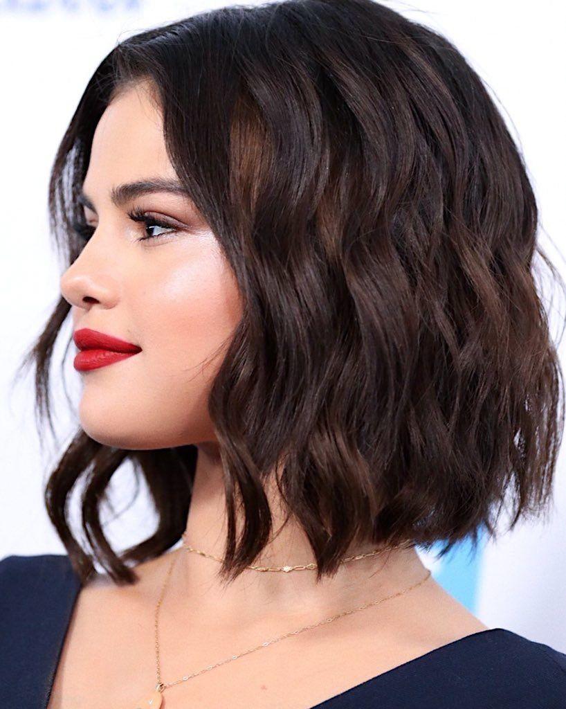 Selena Gómez tiene el peinado 'effortless' que todas queremos probar